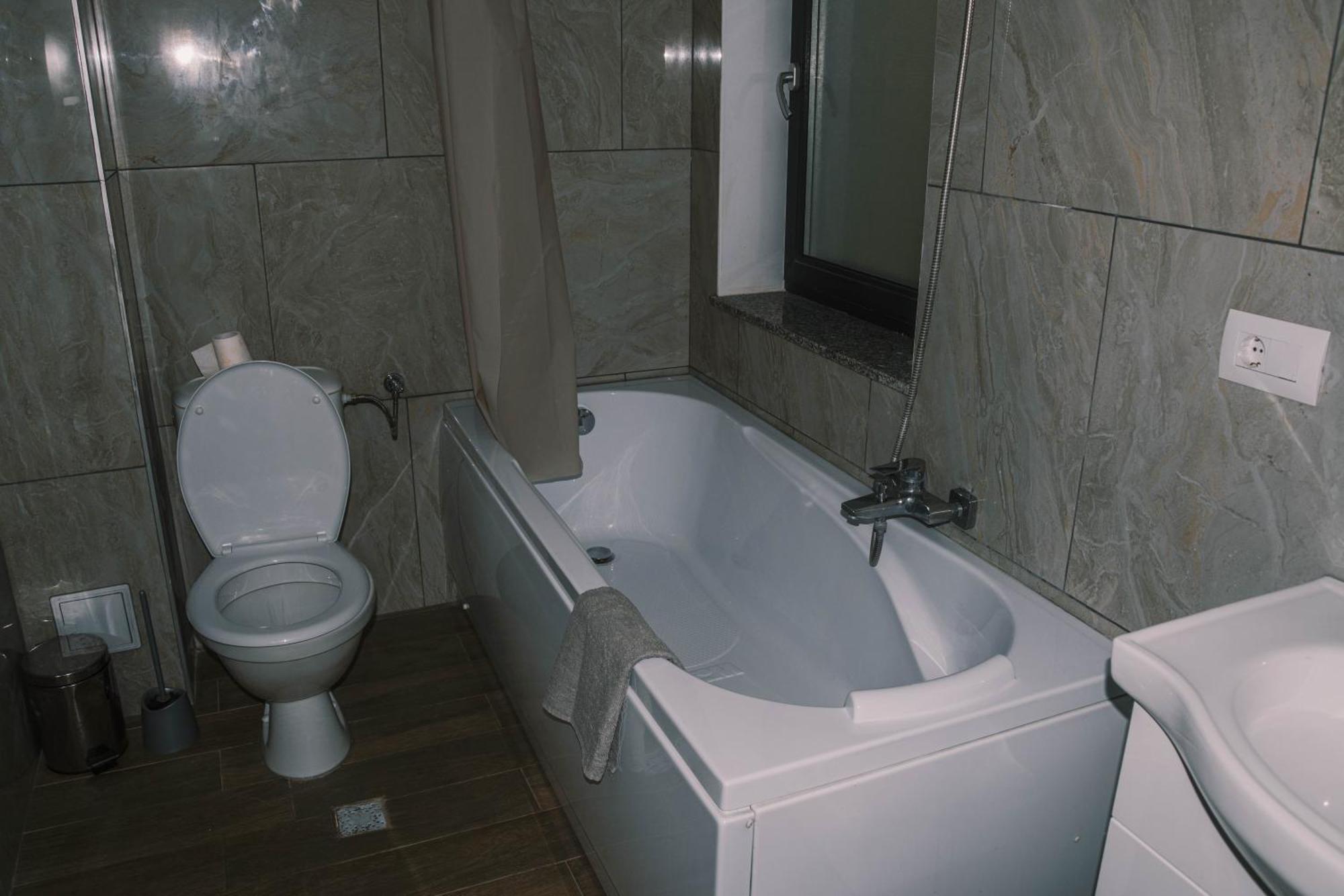 Bed and Breakfast Buhay Osanu Сату-Маре Экстерьер фото